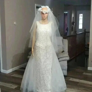 Vintage Demetrious wedding dress
